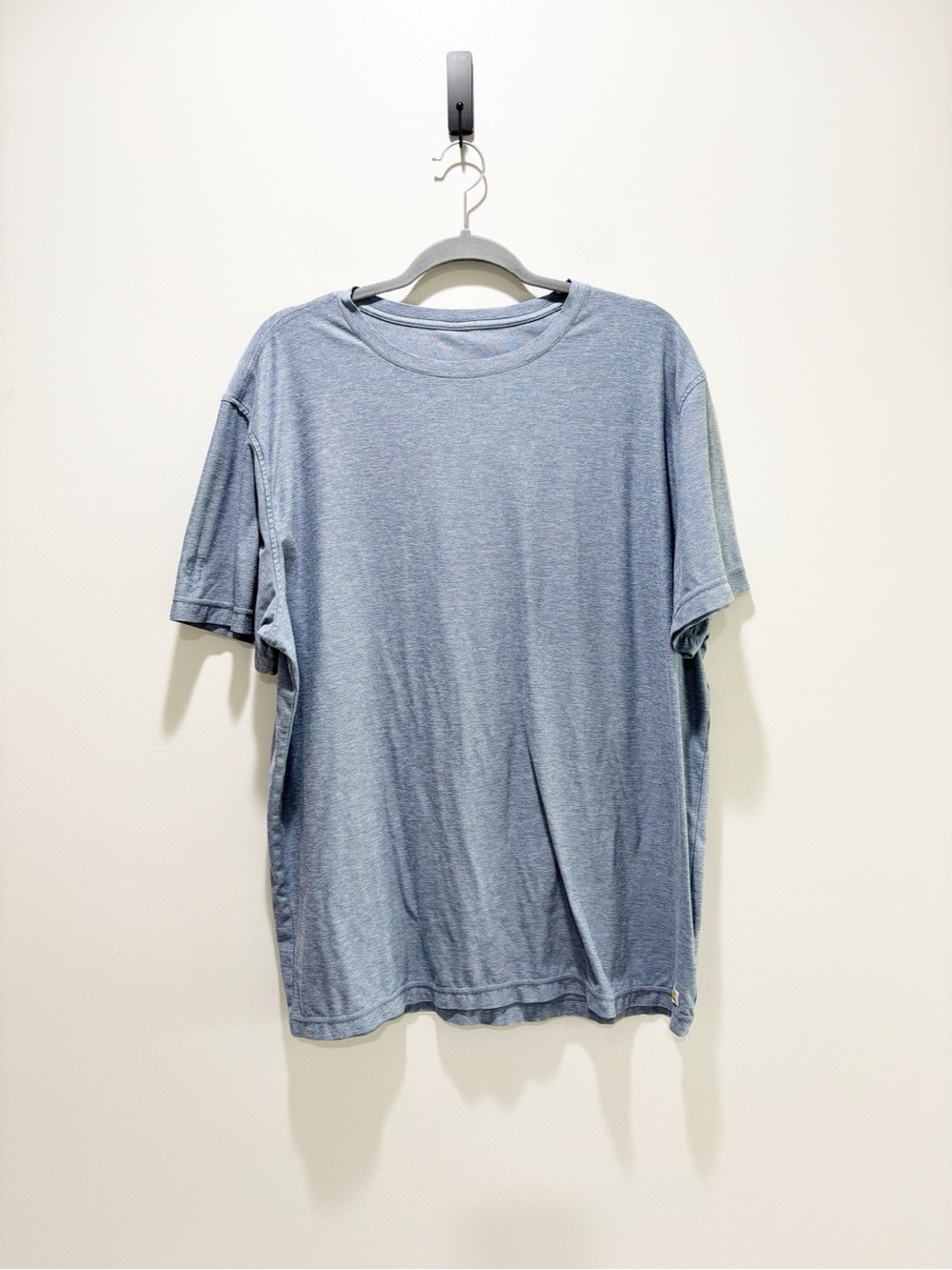 Vuori Light Blue Short Sleeve Crewneck Tee Polyester/Elastane Casual Active